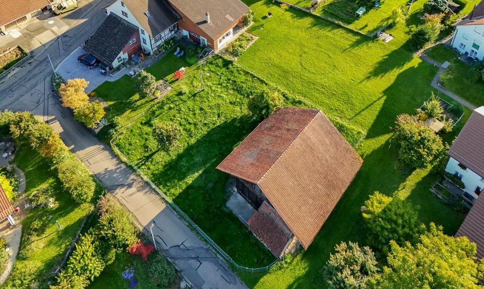 Sonniges Baugrundstück an ruhiger Lage in Buch am Irchel