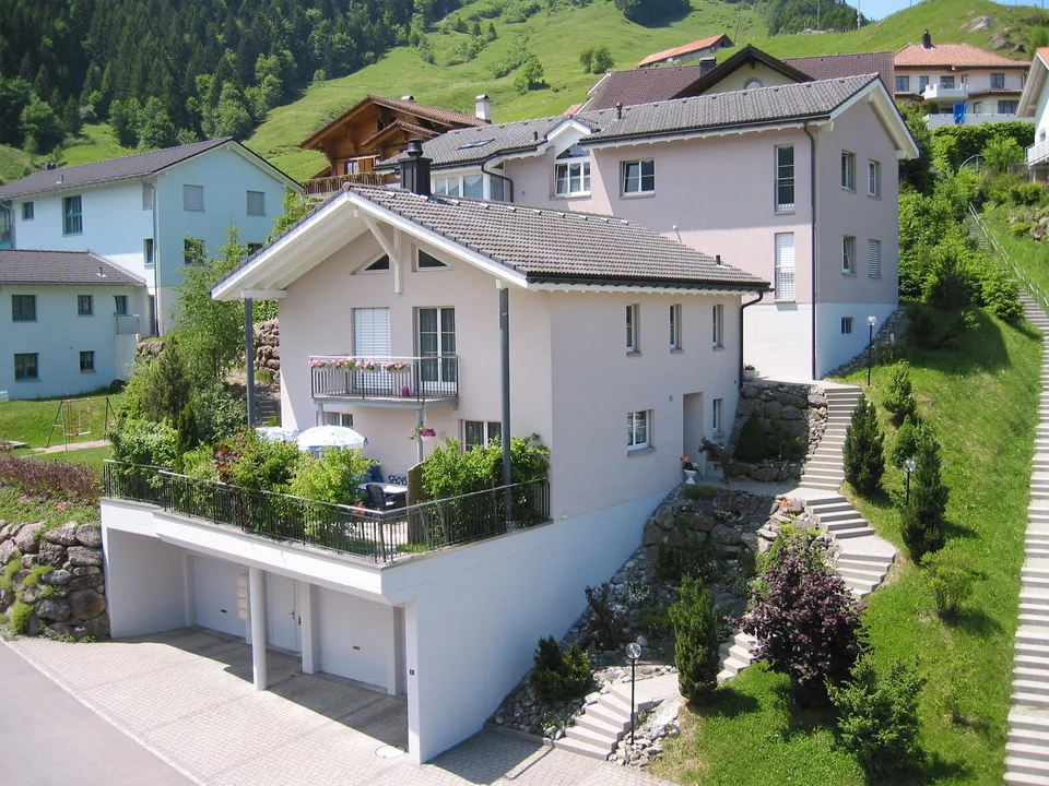 Charmantes Mehrfamilienhaus mit vier Wohnungen
