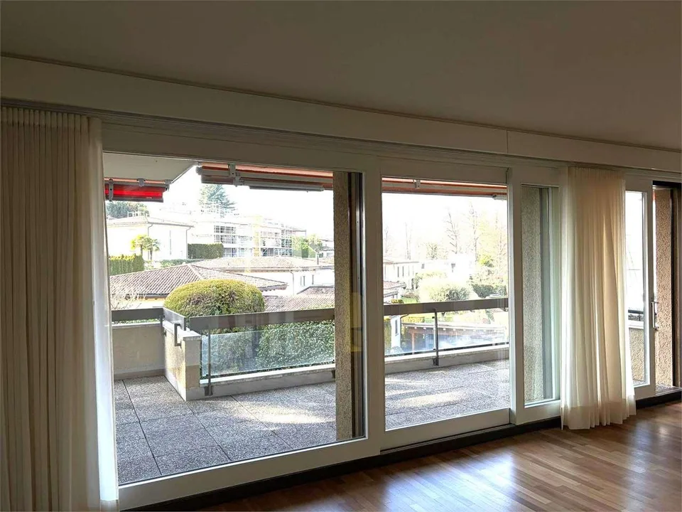 Gentilino ampio 5,5 locali con terrazzo