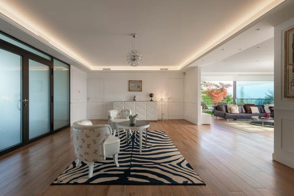 Luxury Residence with Wellness & Garden - Collina d'Oro, Near TASIS
