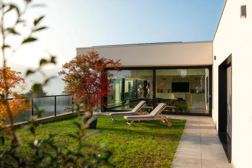 Luxury Residence with Wellness & Garden - Collina d'Oro, Near TASIS