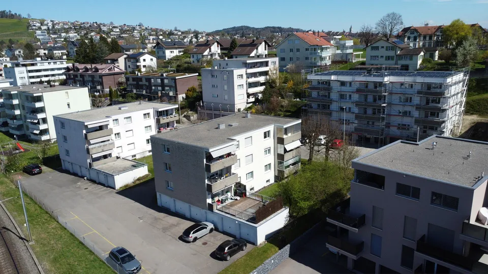 Wohn-Oase - derzeitig in Totalerneuerung - in ruhigem Wohnquartier