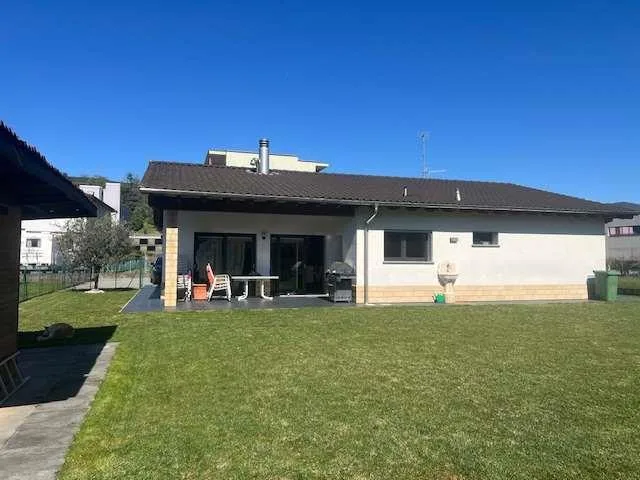 Esclusiva villa moderna su un unico livello