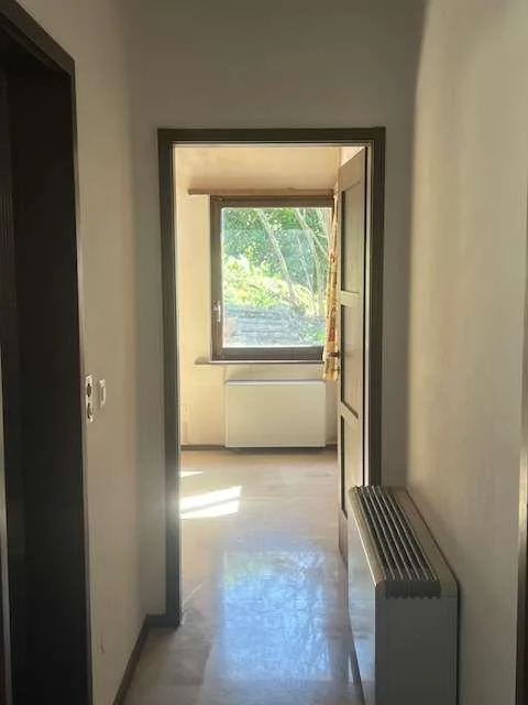 Dove il Lago incontra le Alpi. La Tua Oasi Privata di Pace