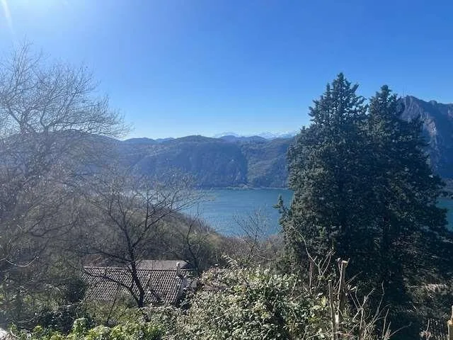 Dove il Lago incontra le Alpi. La Tua Oasi Privata di Pace – Foto 7 von 10