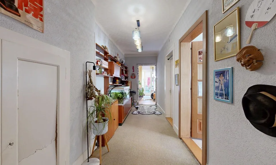 Immeuble mixte 2 Commerces + 3.5 + 8.5 en duplex – photo 8 of 11