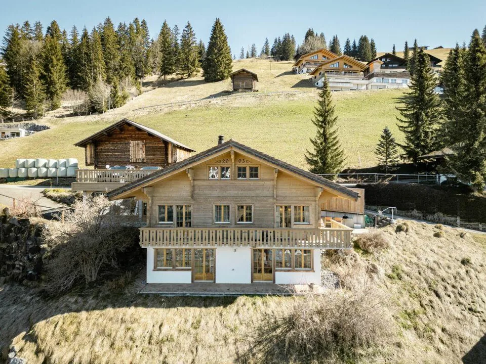 Chalet Les Trois Arcs - Ihr exklusives Chalet in den Berner Alpen