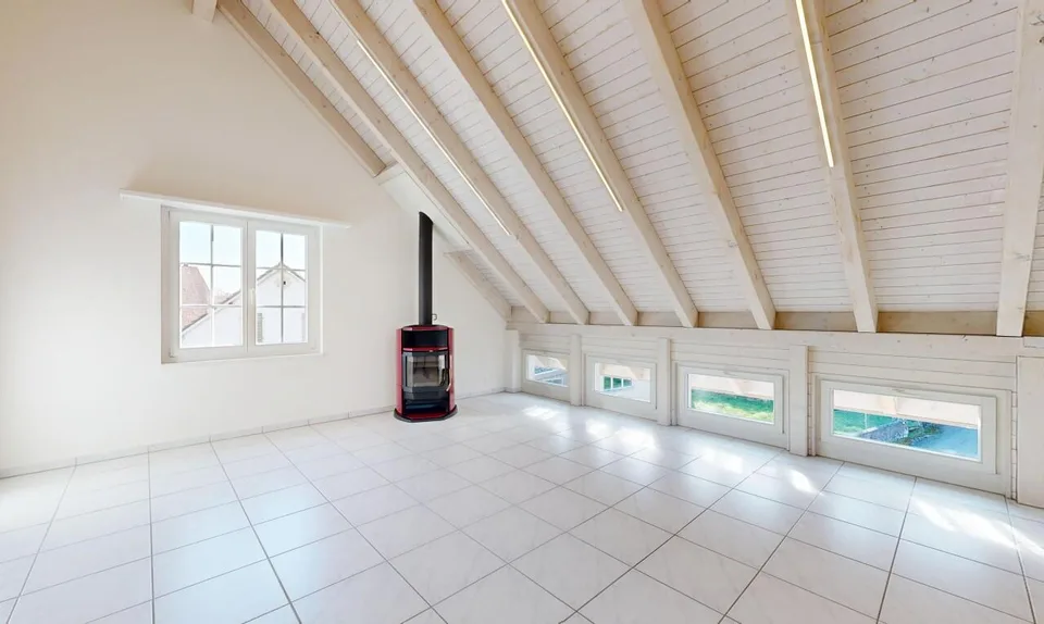 Stilvolle 4.5-Zimmer-Attika-Maisonette mit Charme und Komfort