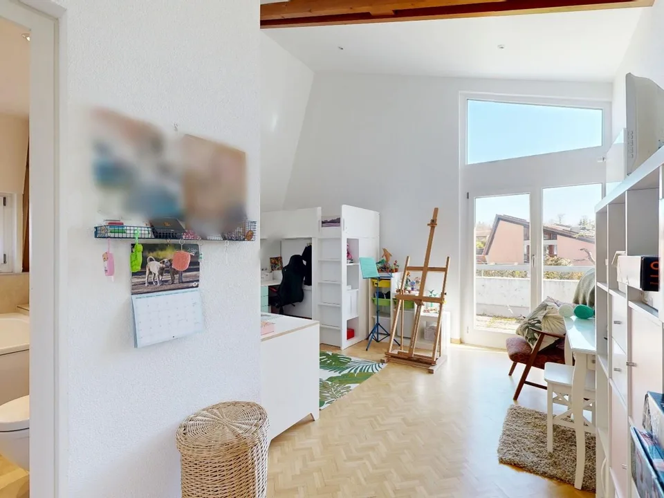Einfamilienhaus mit Pool und exklusivem Wohnkomfort