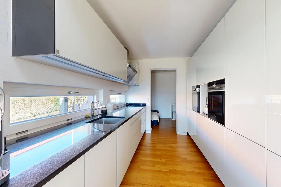 Einfamilienhaus mit Pool und exklusivem Wohnkomfort