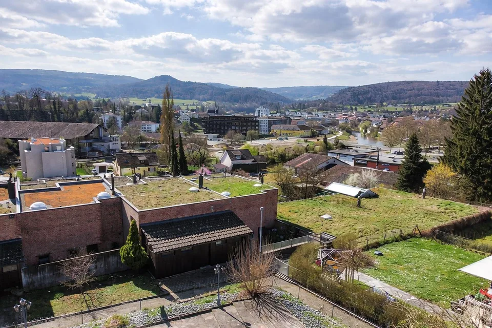 Einfamilienhaus mit Pool und exklusivem Wohnkomfort