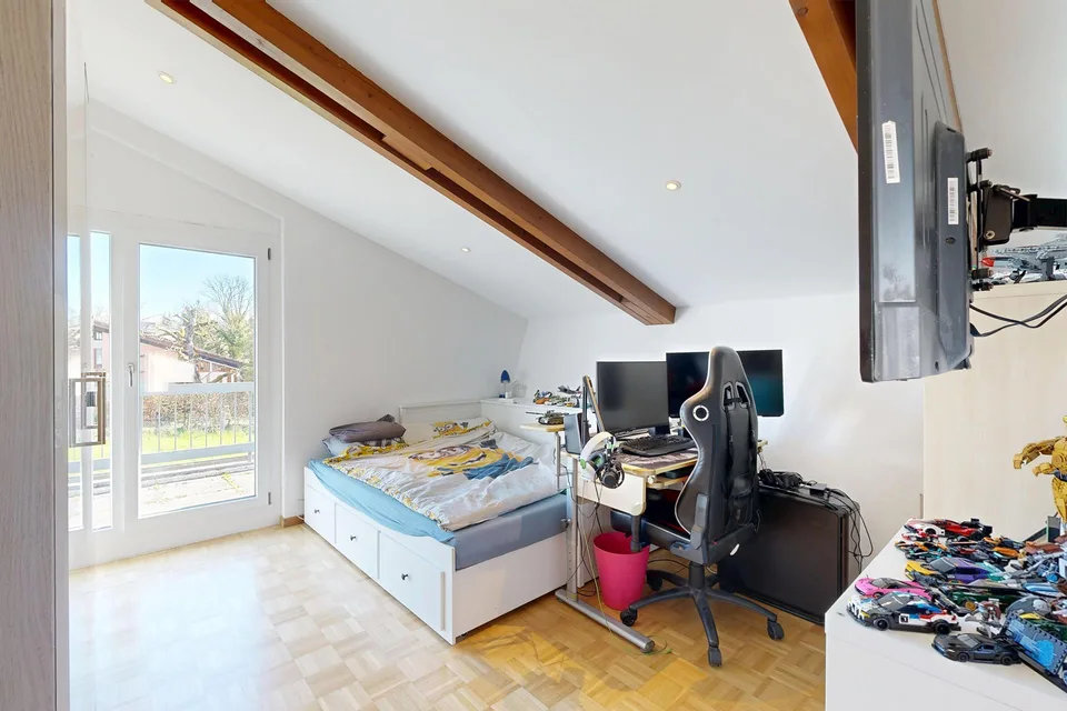 Einfamilienhaus mit Pool und exklusivem Wohnkomfort