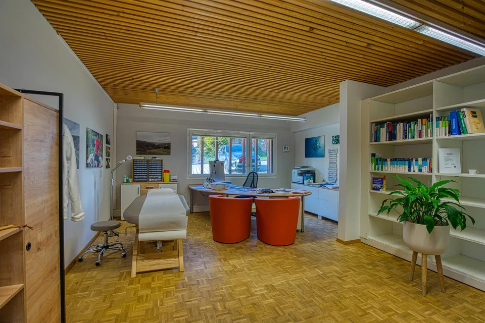 Mehr-Generationen-Haus-Praxis an zentraler Lage – foto 8 di 16