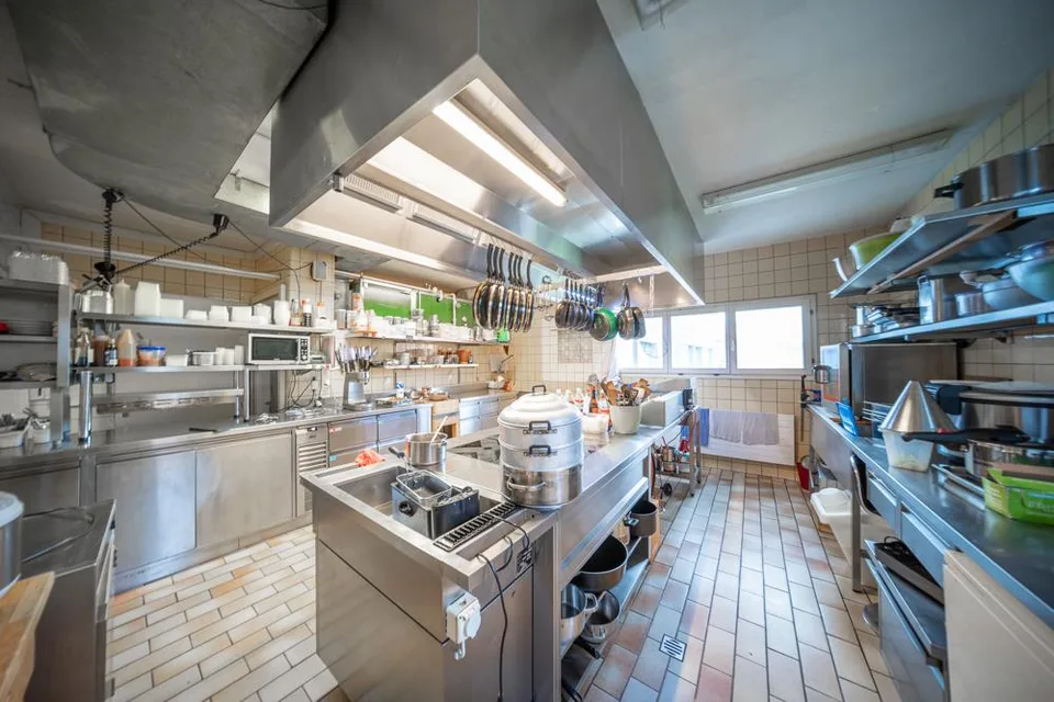 Traditionelles Restaurant mit gemütlicher Wirtewohnung – foto 6 di 9