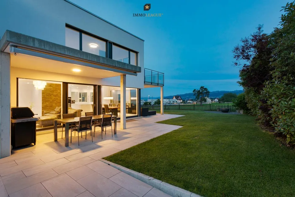 Moderne Eleganz in Toplage mit See- und Säntissicht