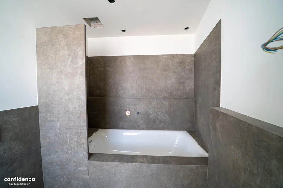 Exklusives Neubau-EFH mit Panorama in Scuol – Erstwohnsitz in Top-Hang – photo 9 of 10