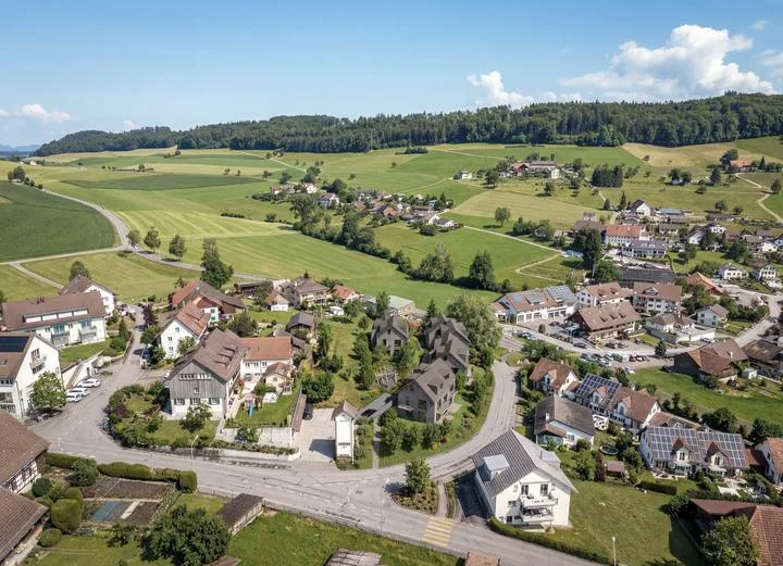 BAULANDPERLE AM SÜDHANG