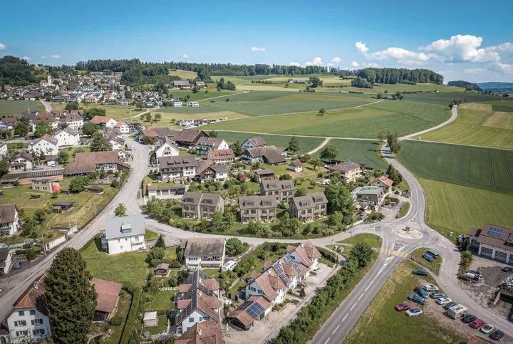 BAULANDPERLE AM SÜDHANG