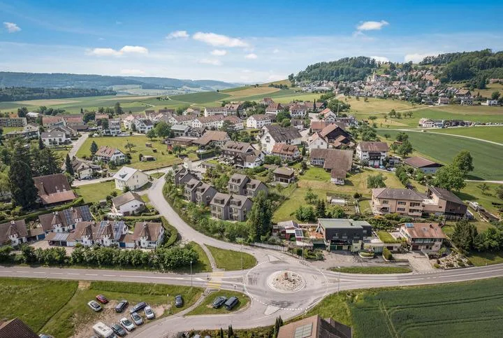 BAULANDPERLE AM SÜDHANG