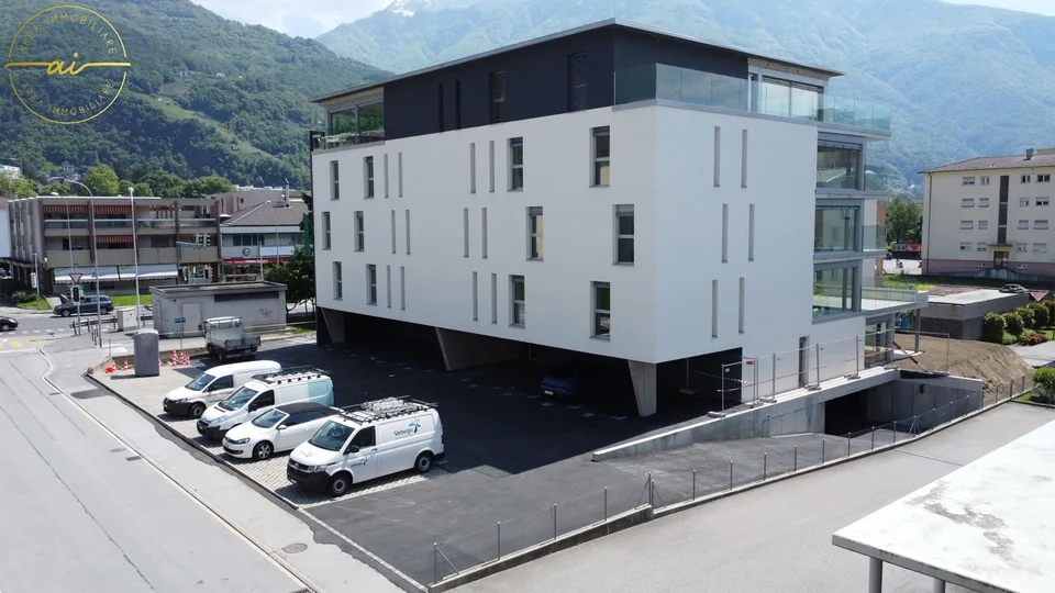 ATTICO 3.5 LOCALI CON AMPIA TERRAZZA NEL CUORE DI BELLINZONA