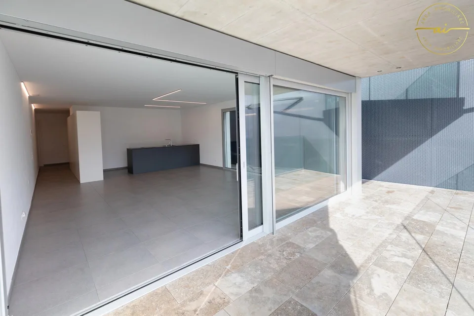 ATTICO 3.5 LOCALI CON AMPIA TERRAZZA NEL CUORE DI BELLINZONA – foto 7 di 10