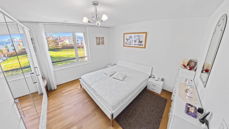 3.5 Zimmer Eigentumswohnung mit Balkon und Grünblick