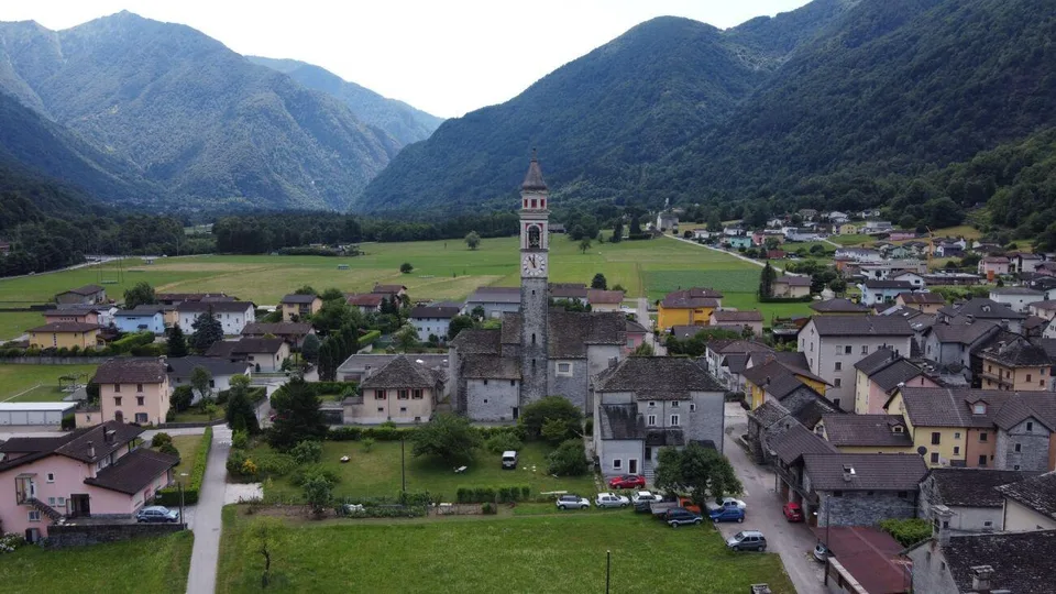 Rustico autentico nel cuore della Valle Maggia – Dove il tempo rall...