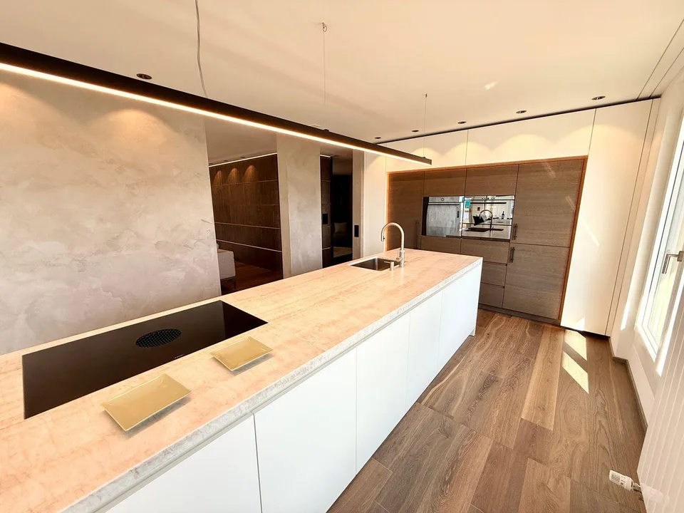 Attico di Lusso - 5.5 locali con Vista Lago - Res. Secondaria