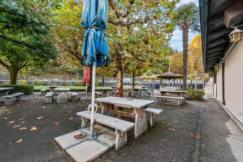 Storico albergo con ristorante, grotto e terreno edificabile – una ... – foto 12 di 30