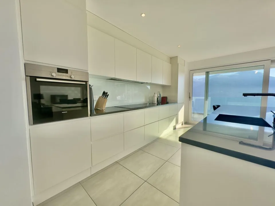 4 ½-Zimmer-Wohnung mit Panoramaterrasse und 2 Parkplätzen | Apparta...