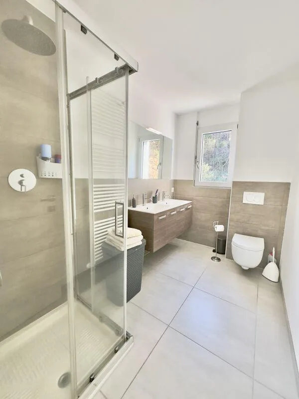 4 ½-Zimmer-Wohnung mit Panoramaterrasse und 2 Parkplätzen | Apparta... – foto 8 di 9