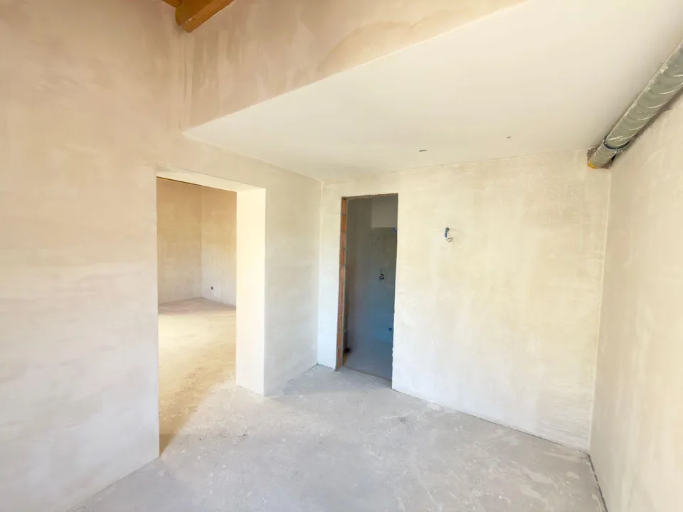 Res. Camelia: appartamento in ristrutturazione di 3½ locali al seco...