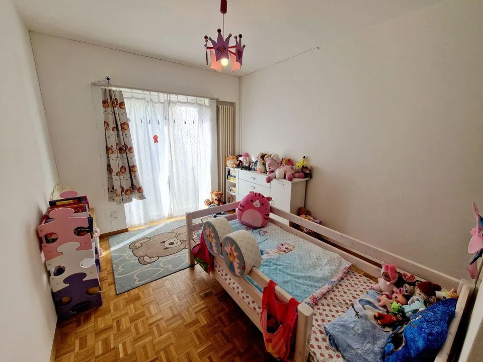 Appartamento di 5.5 locali 1. Piano, con posteggio coperto e terraz... – foto 6 di 7