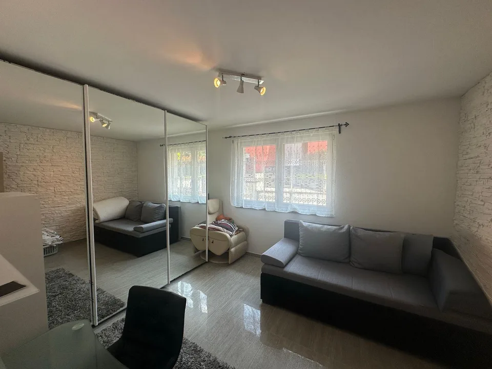 Prestigiosa Proprietà Moderna con Ampia Terrazza e Garage doppio, C... – photo 10 sur 21