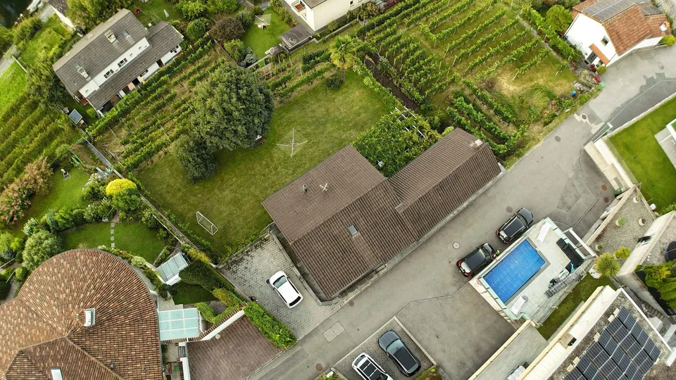Un’opportunità unica: casa bifamiliare con potenziale edificatorio,... – Foto 7 von 15