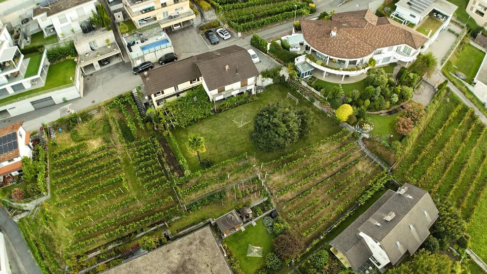 Un’opportunità unica: casa bifamiliare con potenziale edificatorio,... – Foto 6 von 15