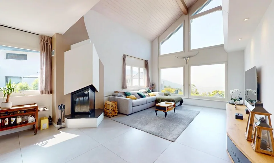 Contemporary villa with panoramic view and privileged living environment – photo 10 of 11