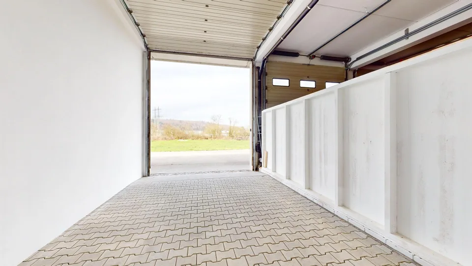 Gewerbe-Industrie und Wohneigentum gesamt ca. 15'100 m²