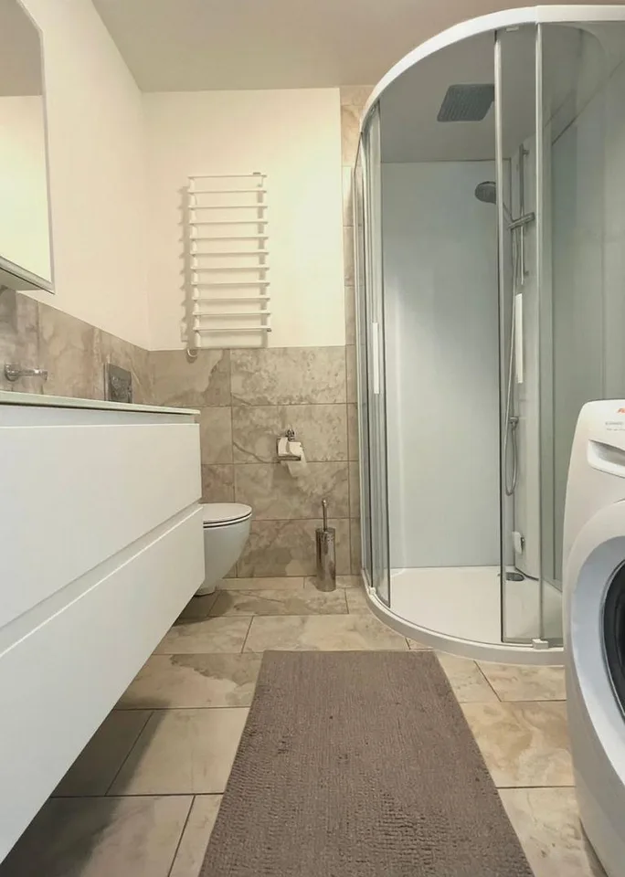Appartamento 3,5 locali con ampia terrazza e giardino – Foto 6 von 16