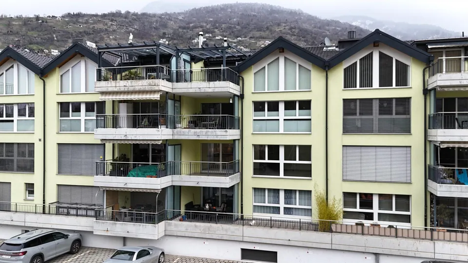 Stilvolles Wohnen mit Loggia in beliebtem Quartier in Visp – foto 11 di 12