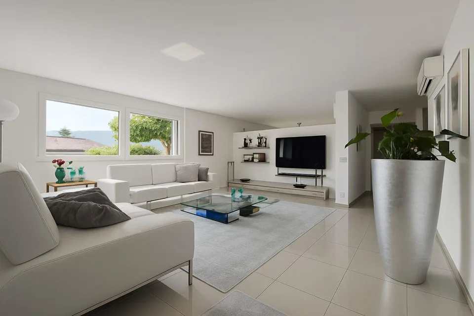 STABIO | VILLA IN PERFETTE CONDIZIONI I GIARDINO PRIVATO