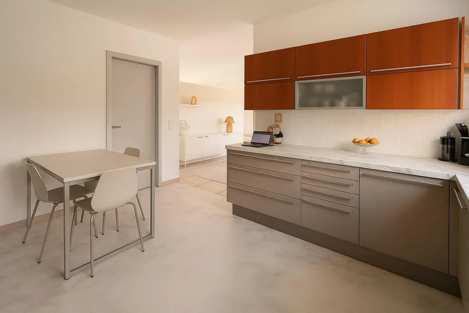 STABIO | VILLA IN PERFETTE CONDIZIONI I GIARDINO PRIVATO – Foto 7 von 17