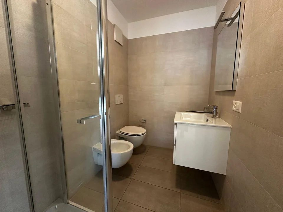 Moderno appartamento 3.5 locali di ampie dimensioni, comfort e gran...