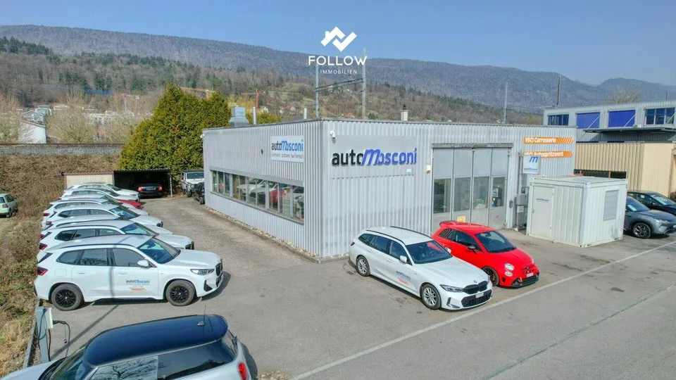 Hier wächst Ihr Unternehmen: Funktionale Gewerbehalle mit viel Auss...