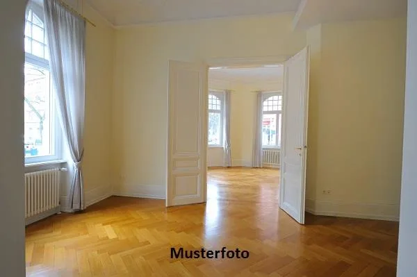 *2 Appartamenti con autorimessa*