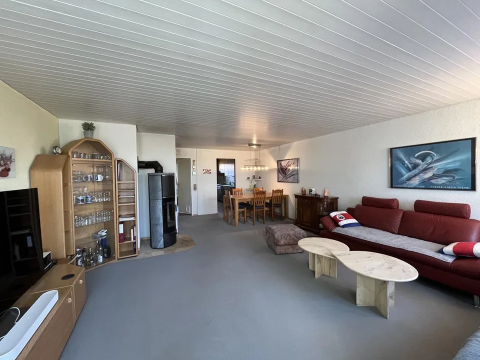 Natur und Weitsicht in Stetten SH. 4.5/5.5-Zi-Reiheneinfamilienhaus...