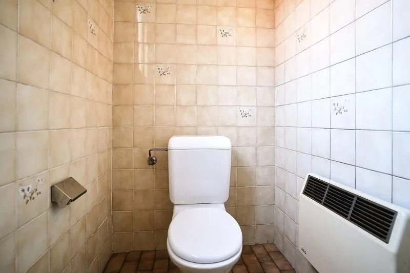 2-Familienhaus im Dorfkern mit 2- und 4-Zimmer-Wohnungen mit Nebeng... – foto 17 di 30