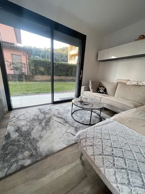 Nuovo appartamento con giardino nella residenza firmata Mino Caggiula
