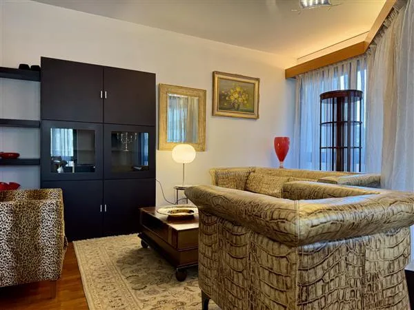 Schönes 3,5-Zimmer-Wohnung in strategischer Lage