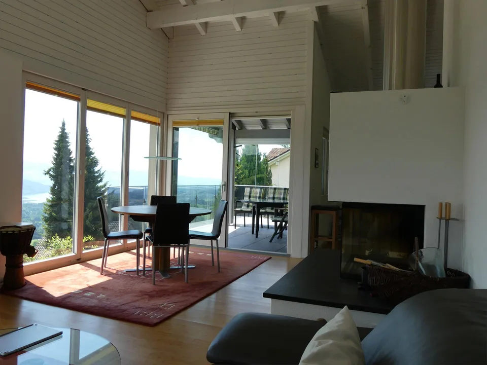 5.5-Zi. Einfamilienhaus an TOP Lage mit Berg und Seesicht